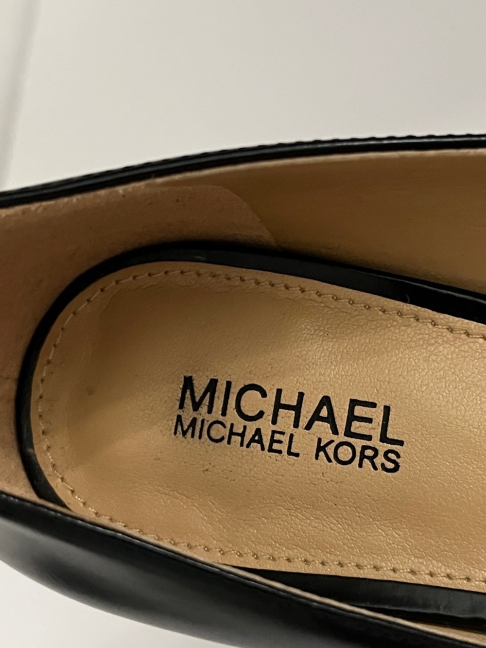 Michael Kors Gloria Kiltie Fringe Leather Pumps in Black with Gold-Tone Buckle - Picture 12 of 15